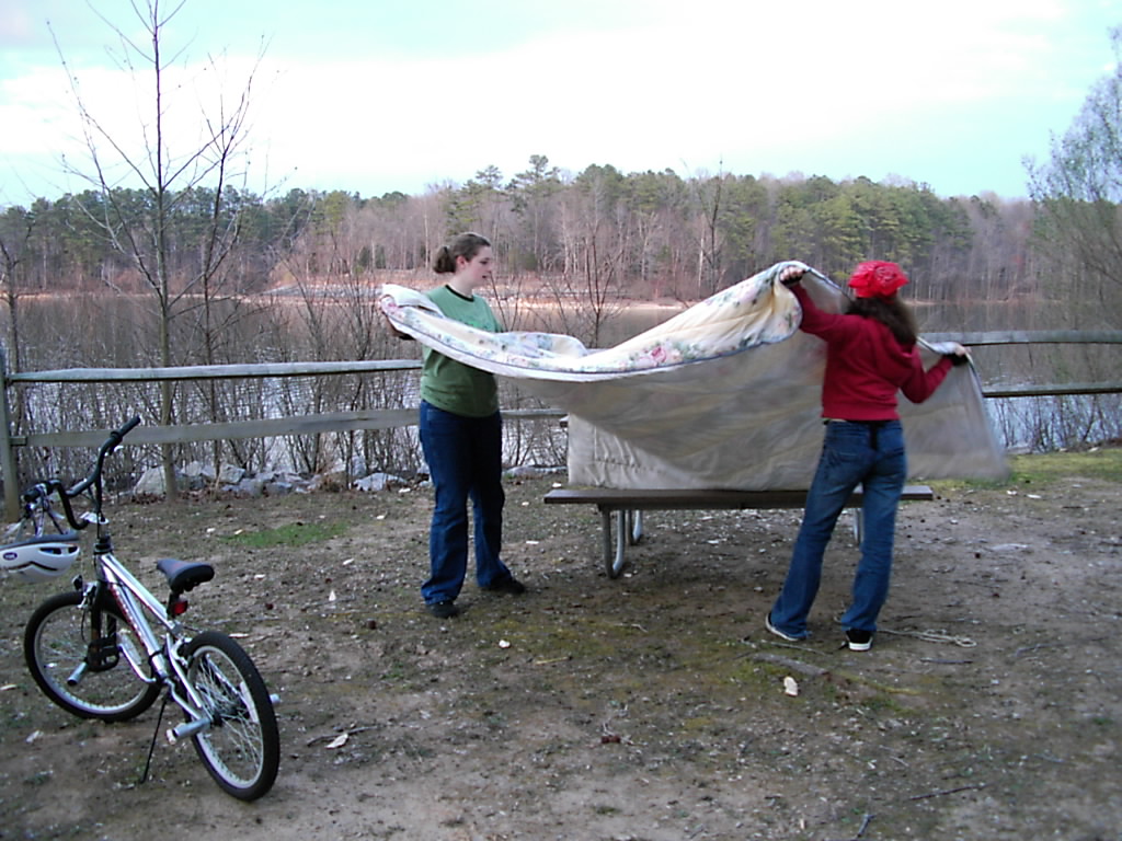./2006/Kerr Lake/Kerr Lake Camping0014.JPG